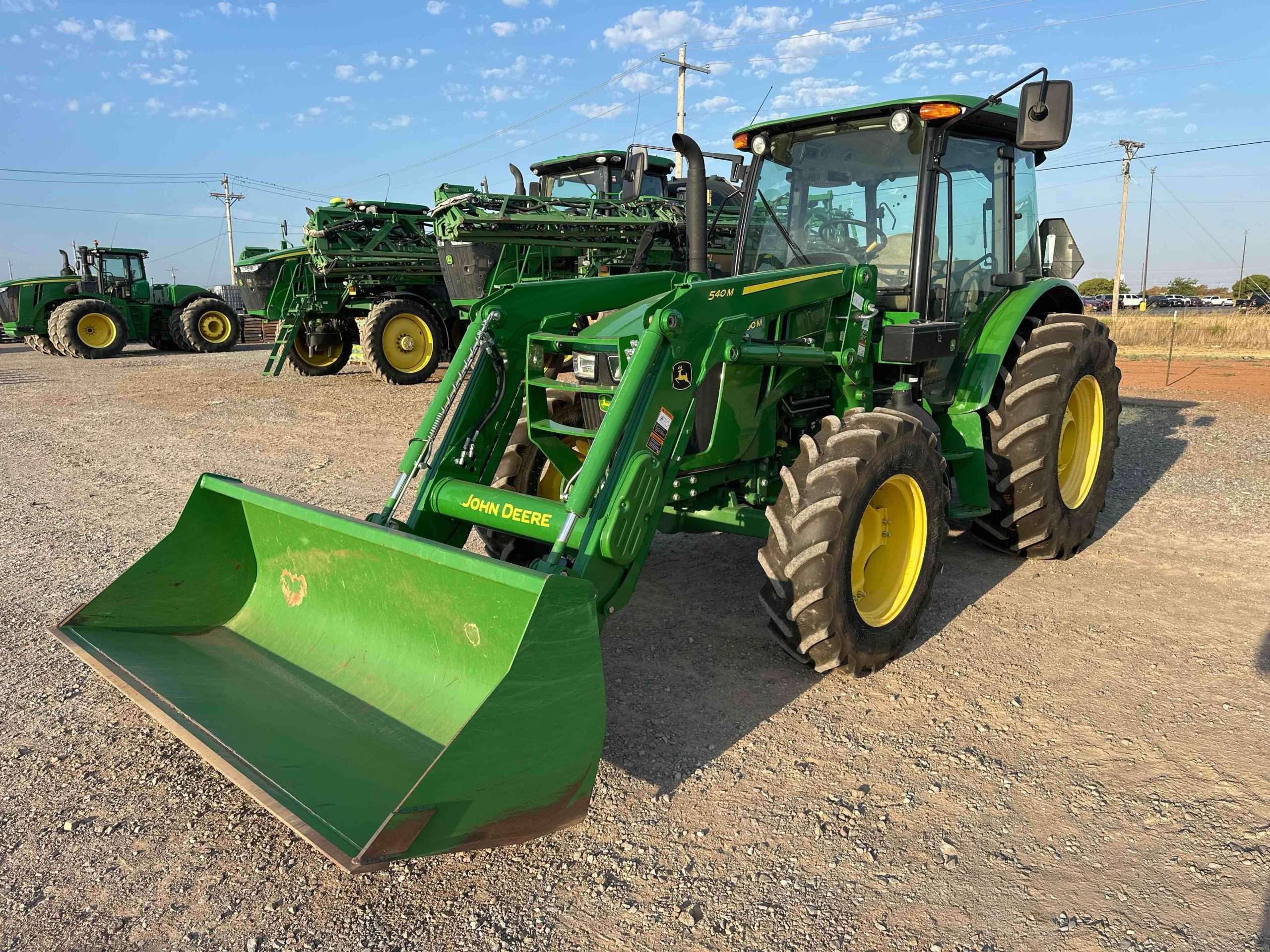 
								2021 John Deere 5090M MFWD Tractor W/Loader full									