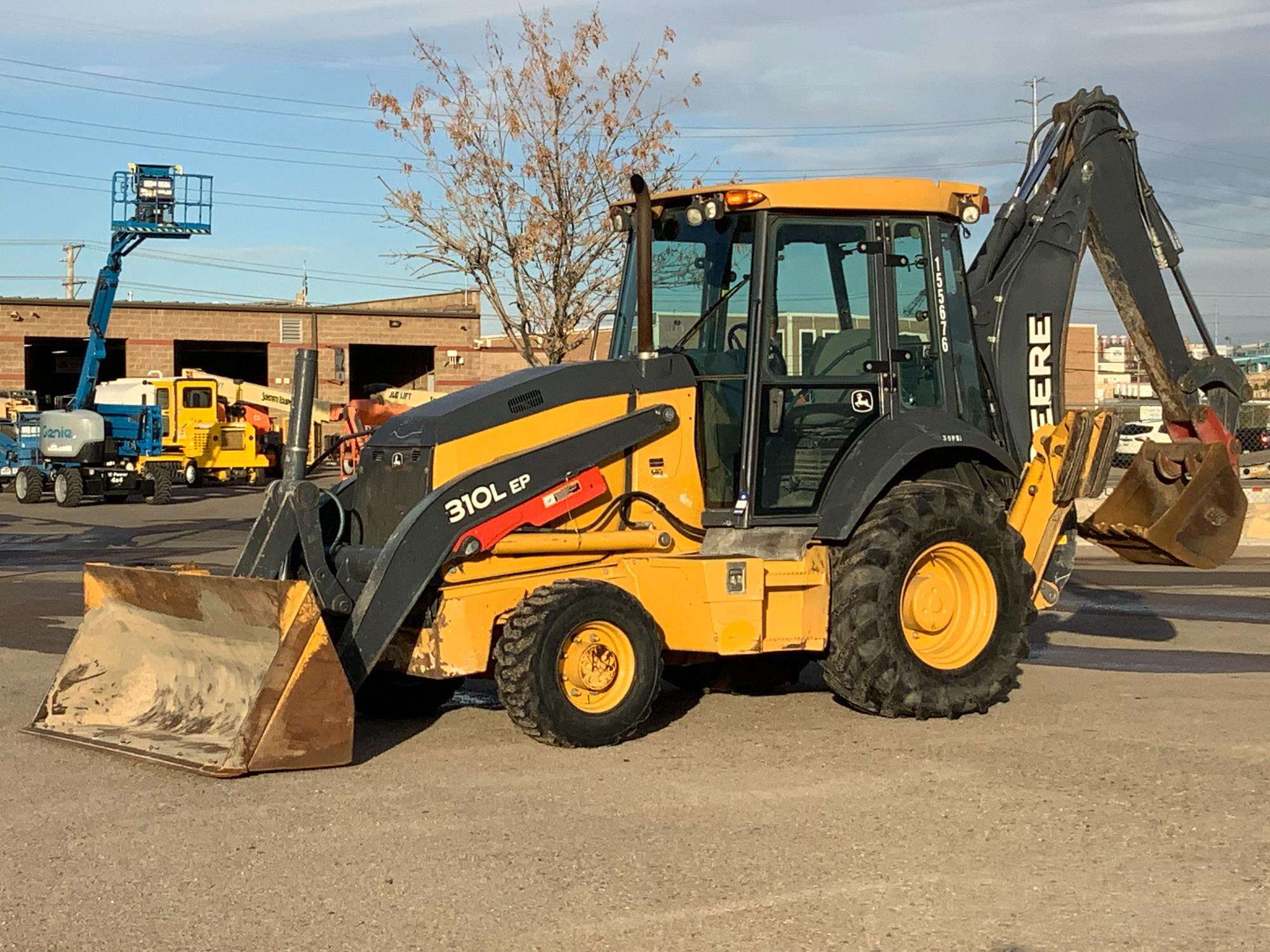 
								2016 John Deere 310L EP 4WD full									