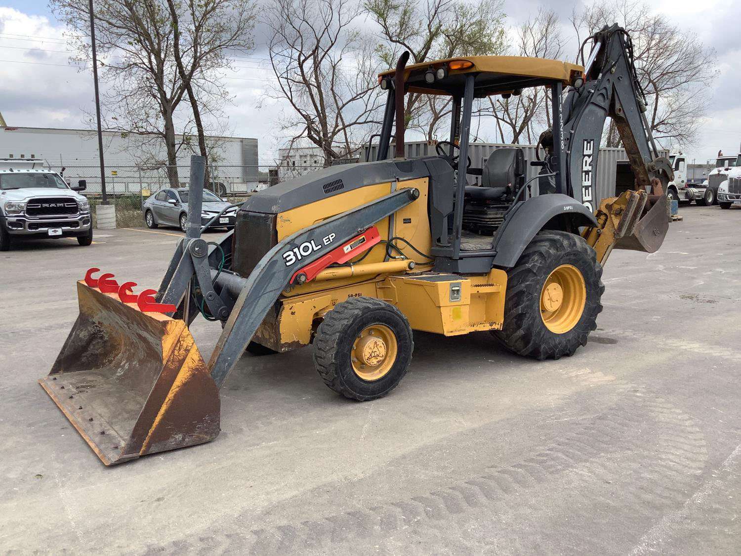 
								2015 John Deere 310L EP 4×4 full									