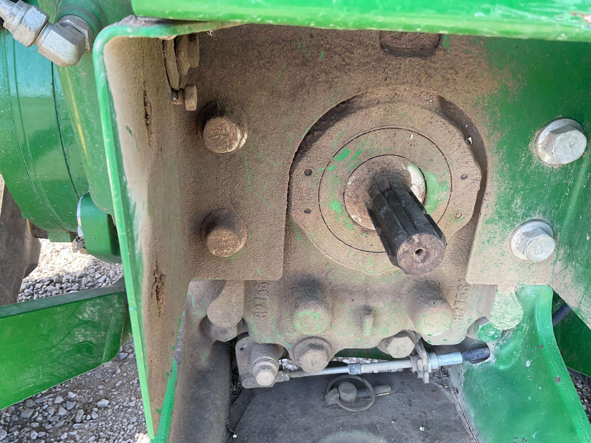 
								2015 John Deere 5075M MFWD Tractor W/Loader full									