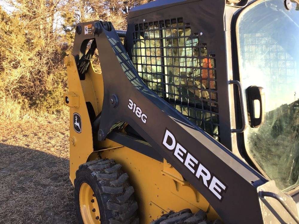 
								2019 John Deere 318G full									