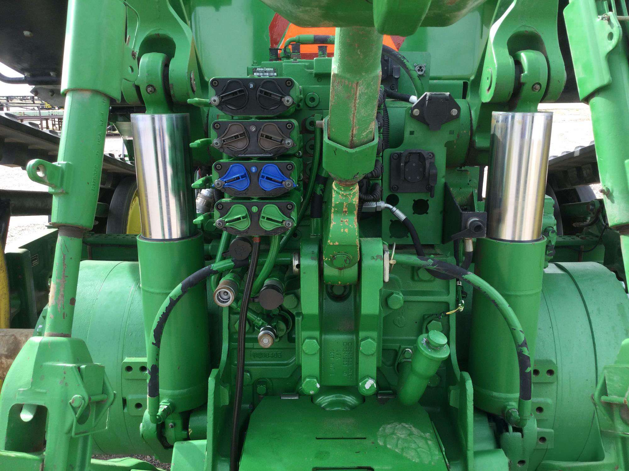 
								2013 John Deere 8360RT Track Tractor full									