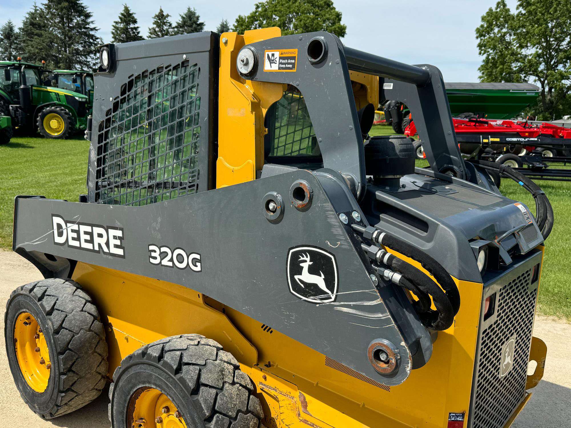 
								2019 John Deere 320G full									
