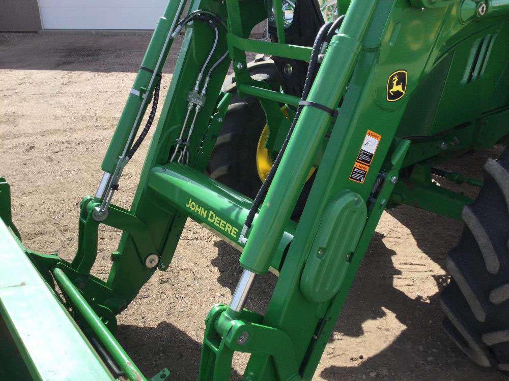 
								2018 John Deere 6130M MFWD Tractor W/Loader full									