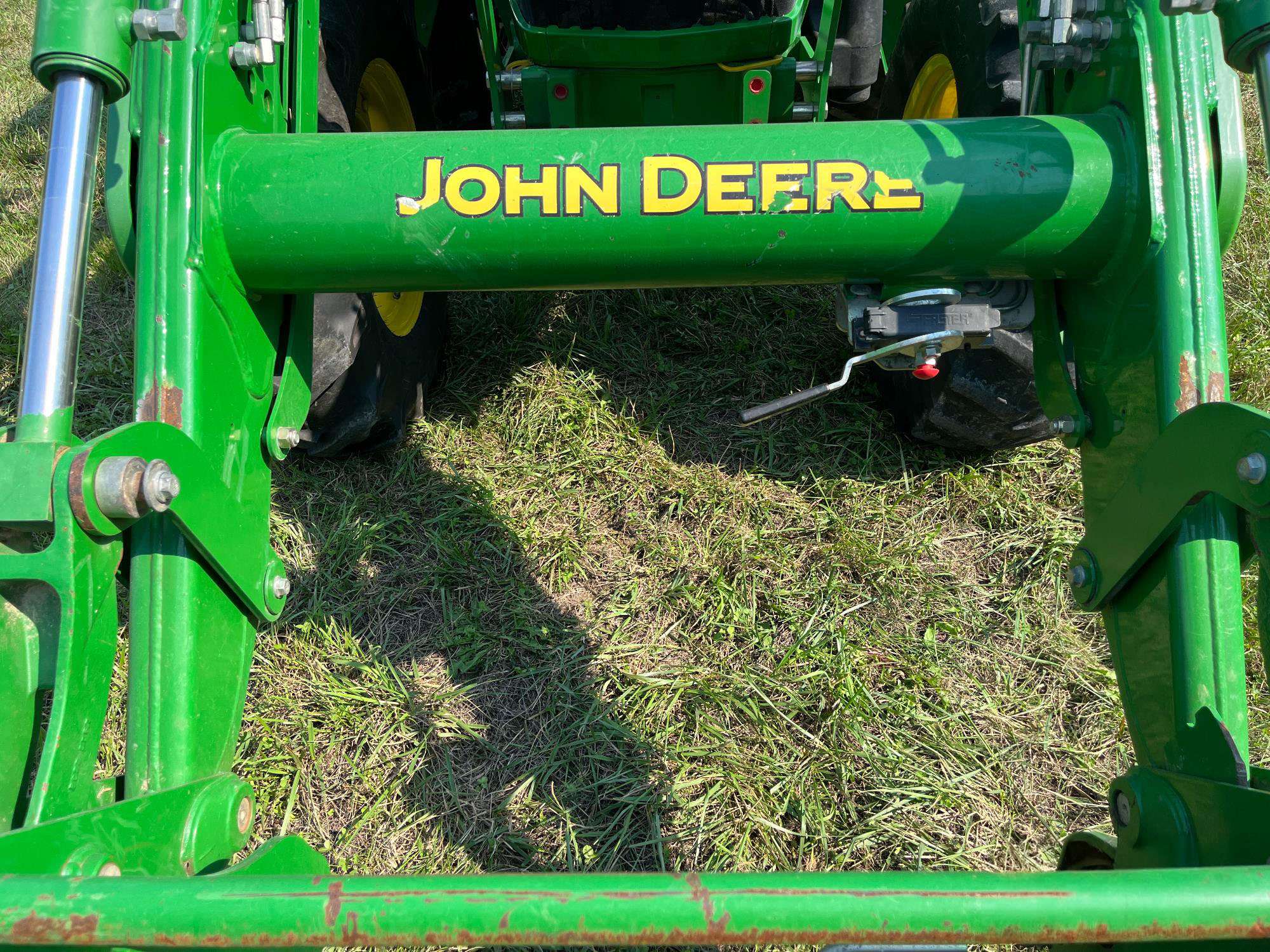 
								2014 John Deere 6130D MFWD Tractor W/Loader full									