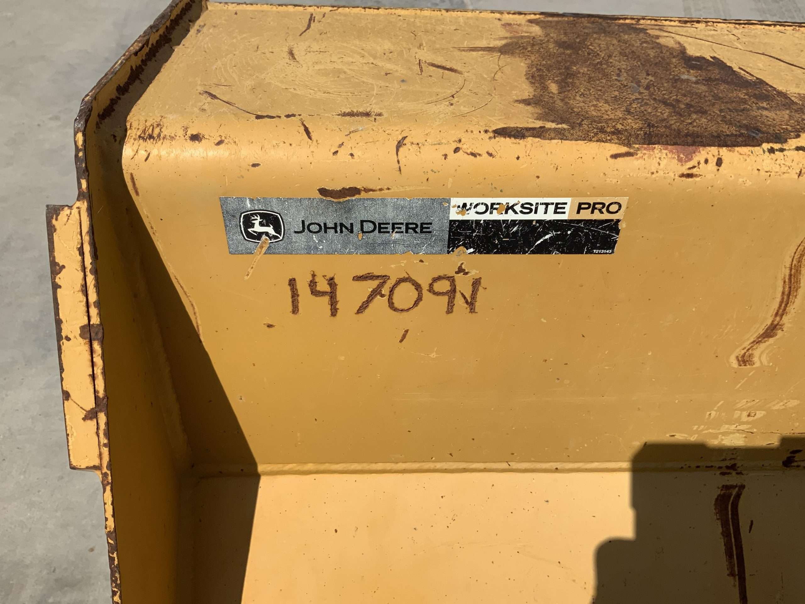 
								John Deere 410K 4WD full									