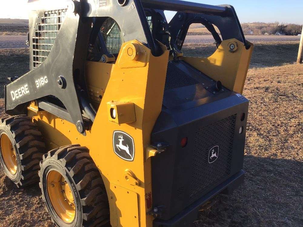 
								2019 John Deere 318G full									