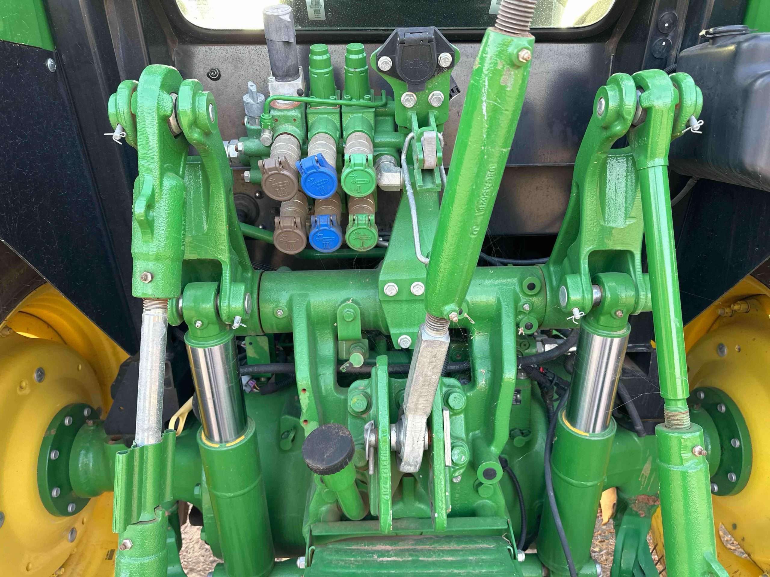 
								2021 John Deere 5090M MFWD Tractor W/Loader full									