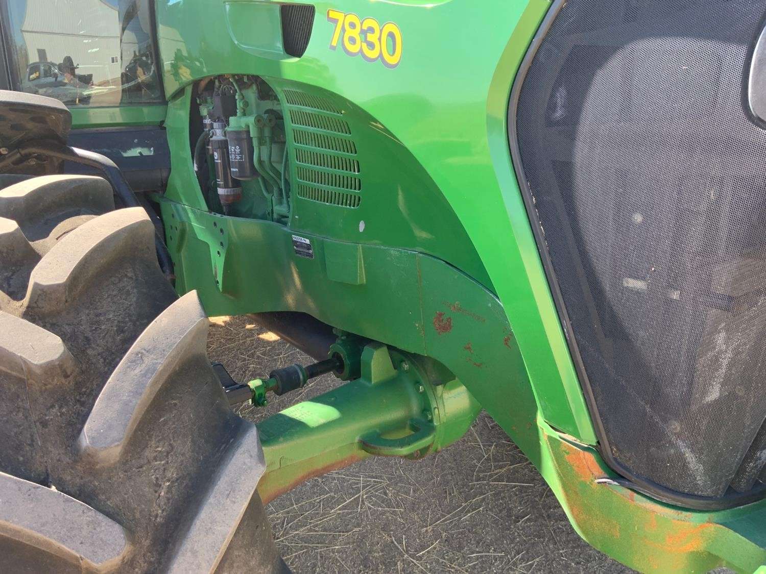 
								2011 John Deere 7830 MFWD Tractor full									