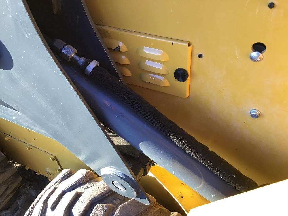 
								2019 John Deere 318G full									