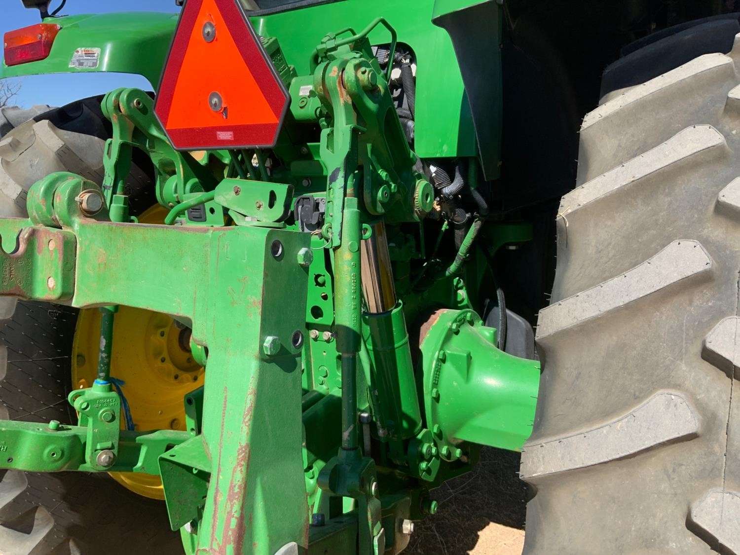 
								2011 John Deere 7830 MFWD Tractor full									