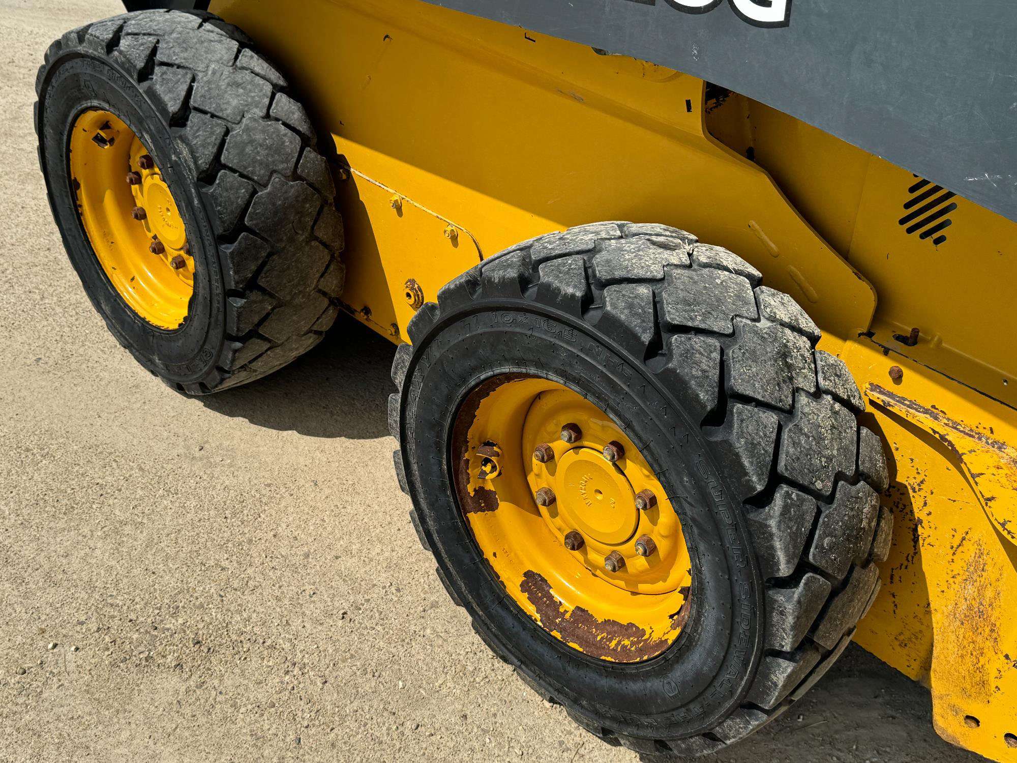 
								2019 John Deere 320G full									