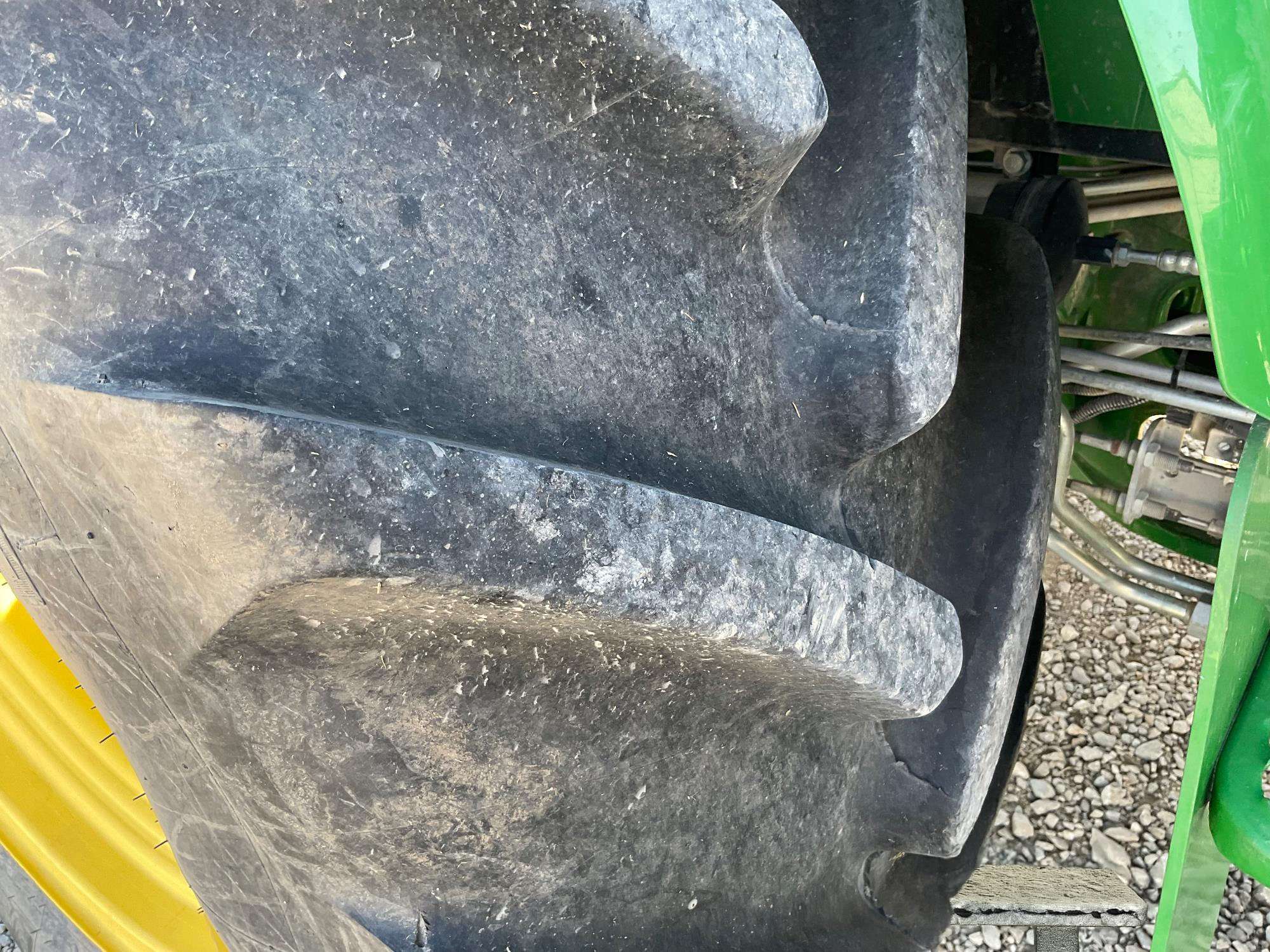 
								2015 John Deere 5075M MFWD Tractor W/Loader full									