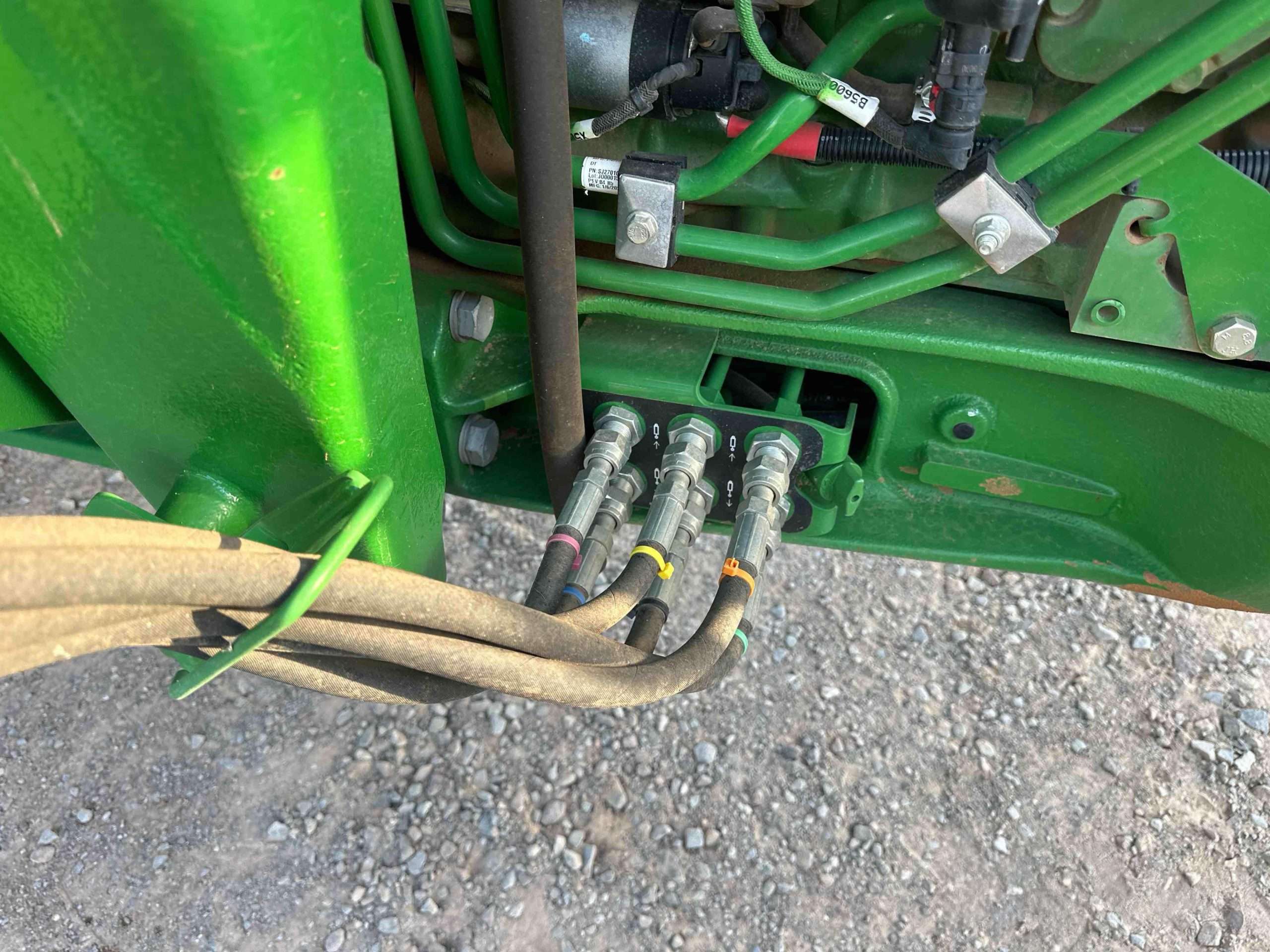 
								2021 John Deere 5090M MFWD Tractor W/Loader full									