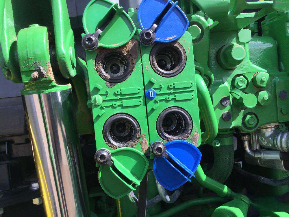 
								2018 John Deere 6130M MFWD Tractor W/Loader full									