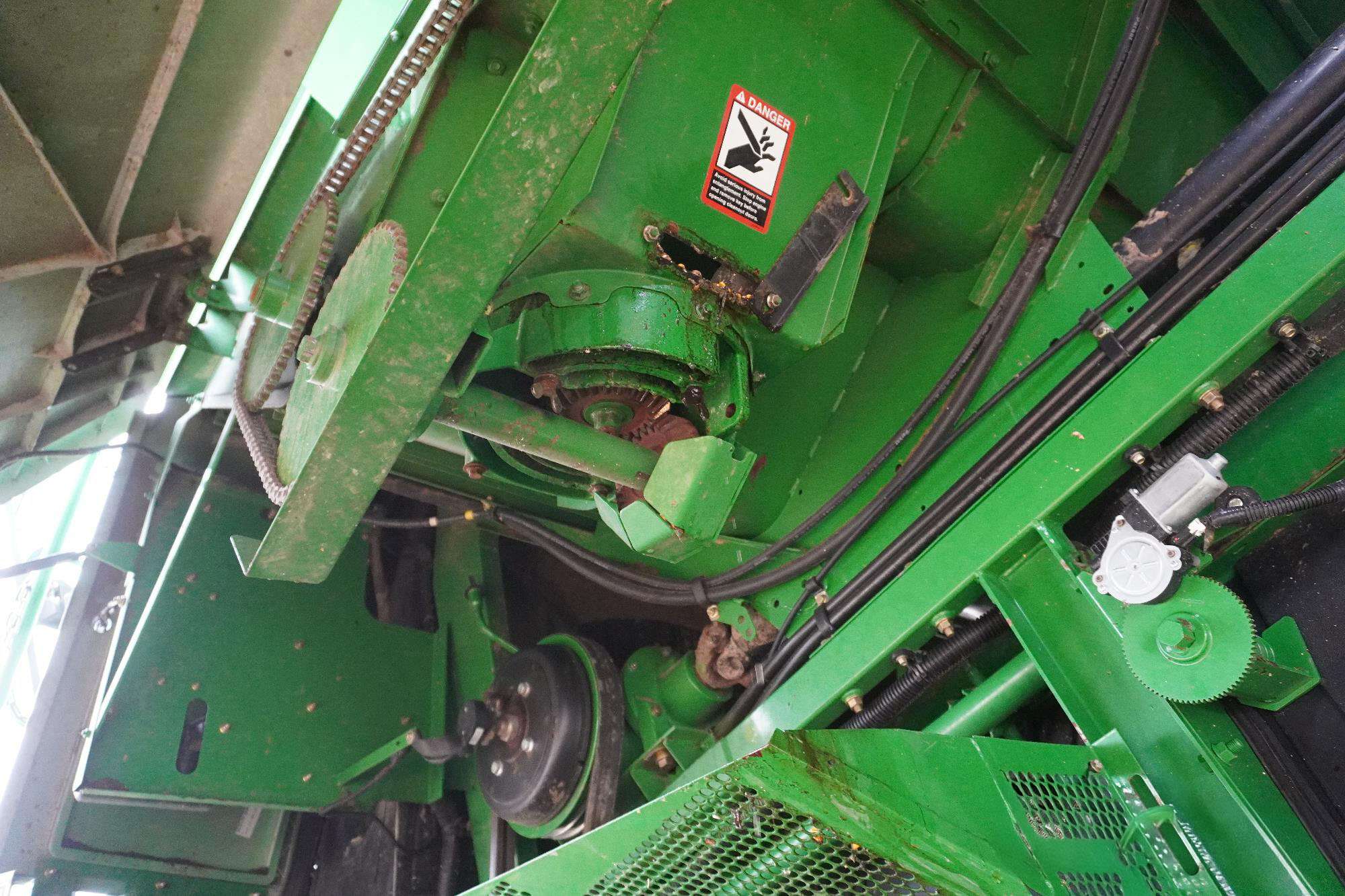 
								2008 John Deere 9570 STS 2WD full									