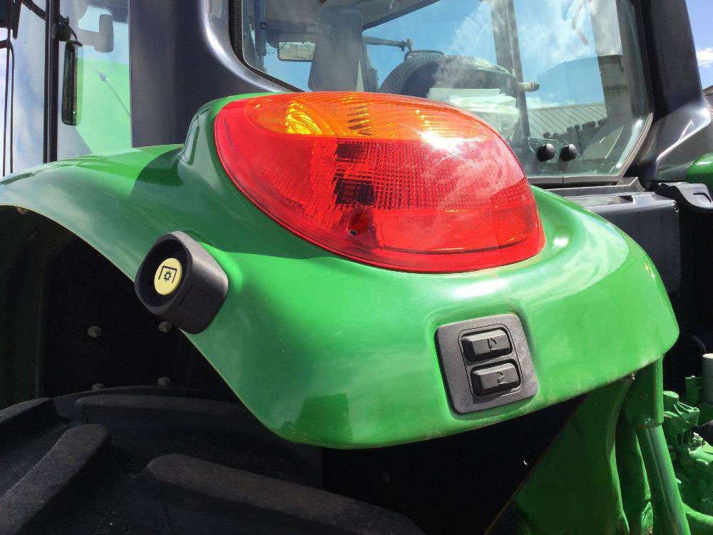 
								2018 John Deere 6130M MFWD Tractor W/Loader full									