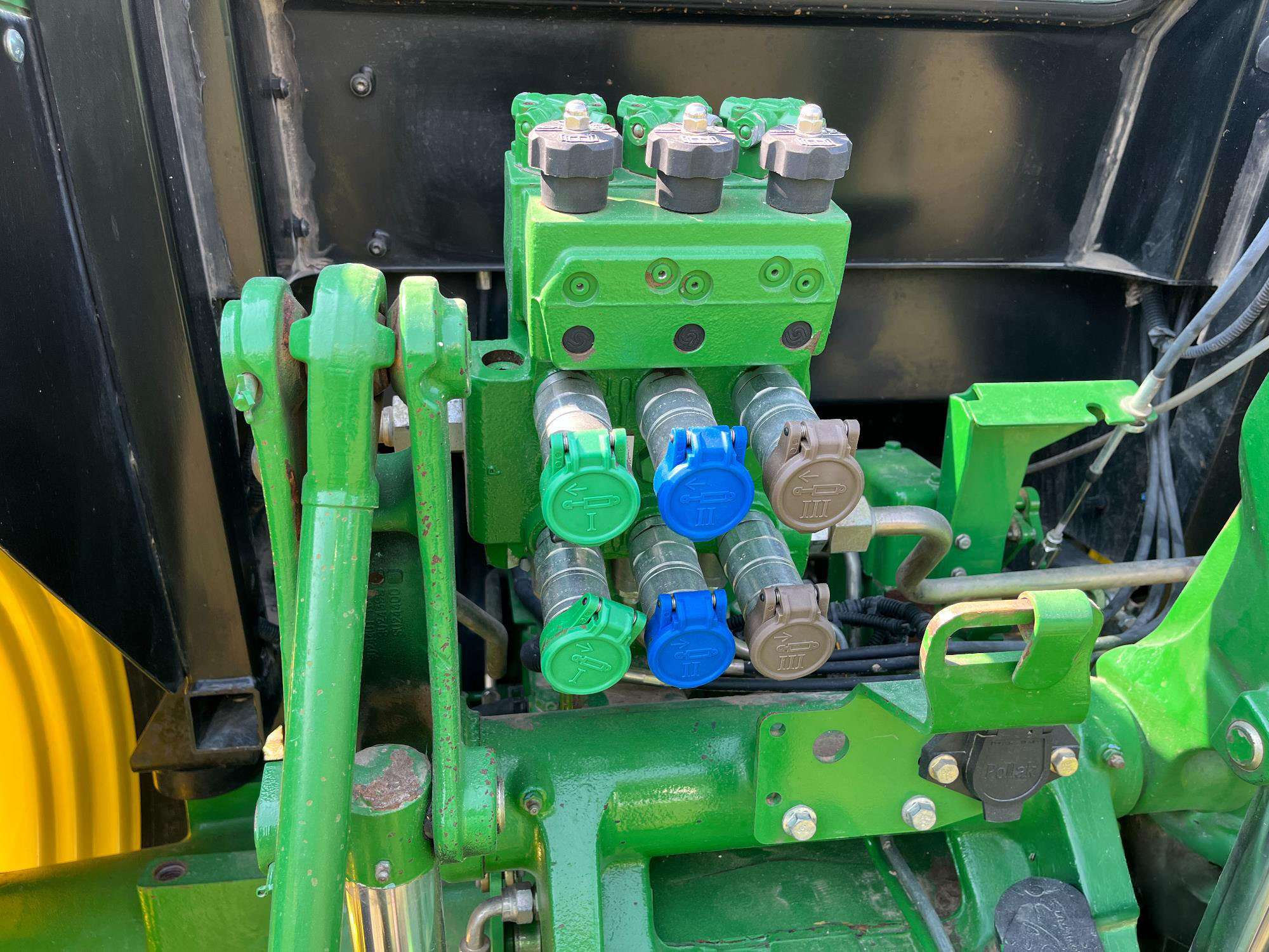 
								2014 John Deere 6130D MFWD Tractor W/Loader full									