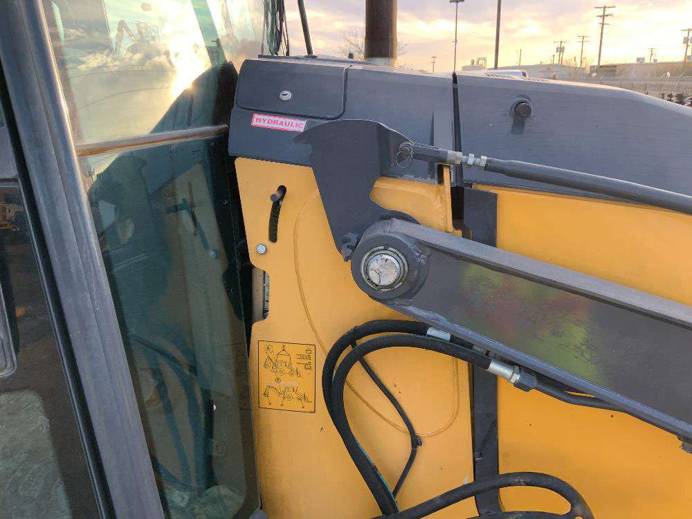 
								2016 John Deere 310L EP 4WD full									