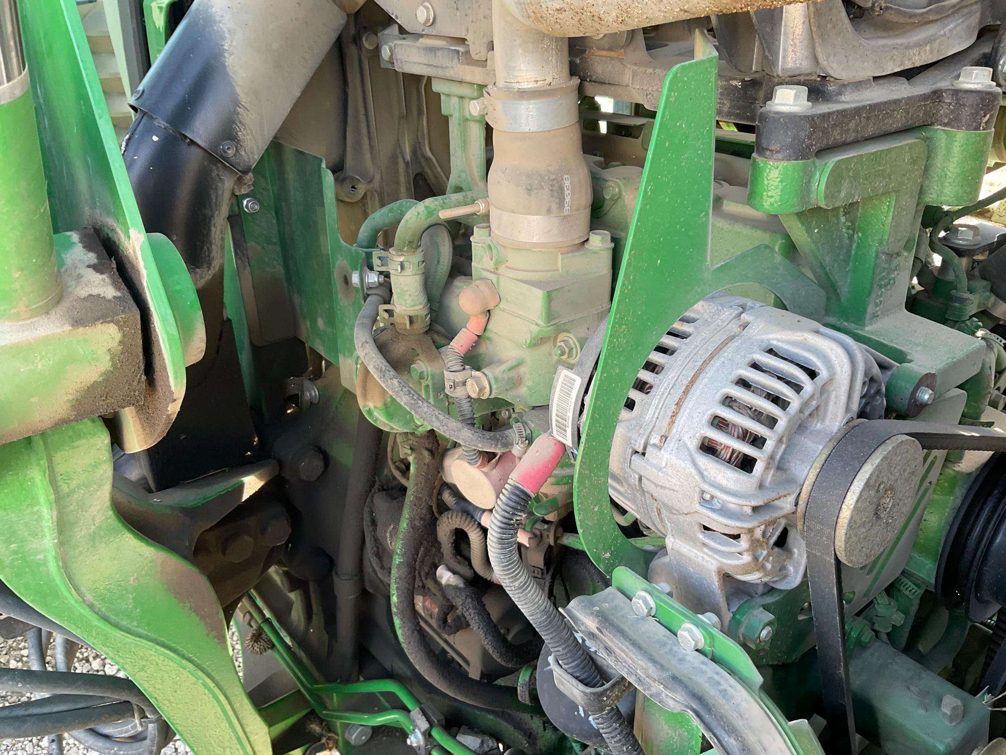 
								2015 John Deere 5075M MFWD Tractor W/Loader full									