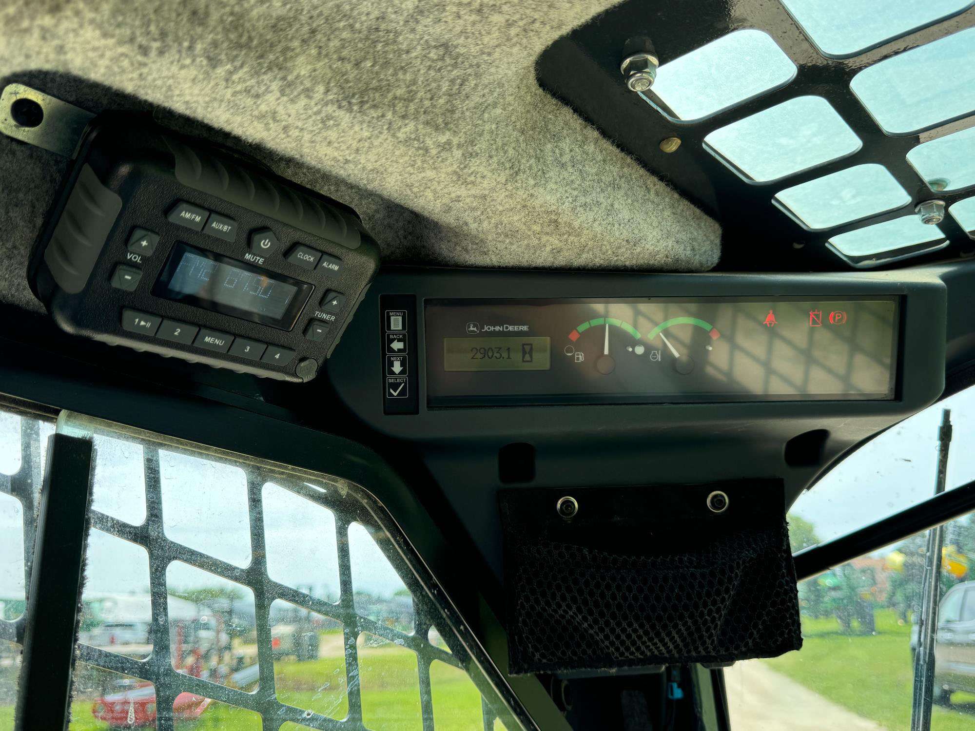 
								2019 John Deere 320G full									