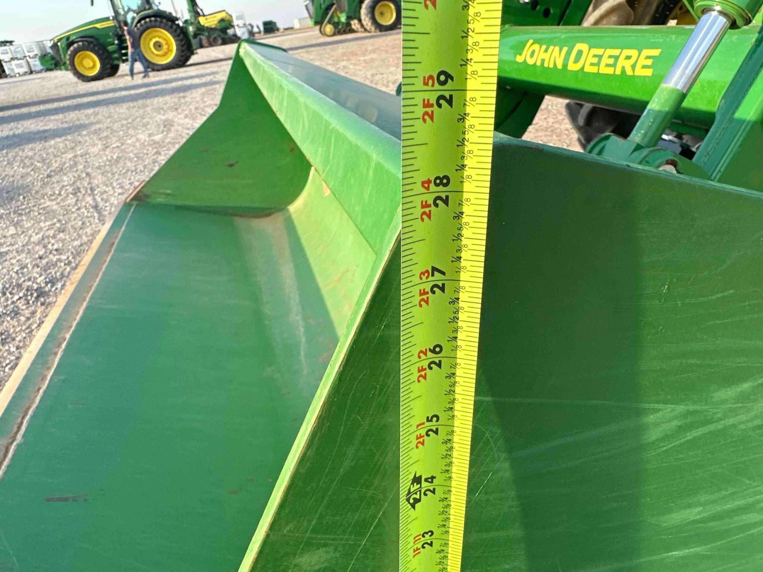 
								2021 John Deere 5090M MFWD Tractor W/Loader full									
