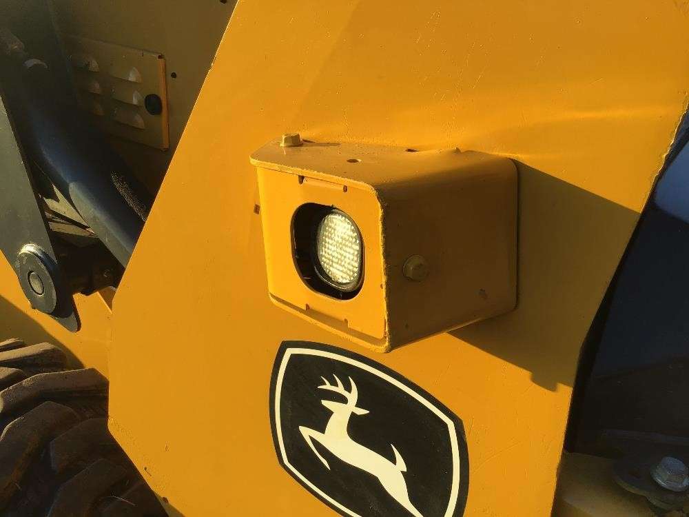 
								2019 John Deere 318G full									