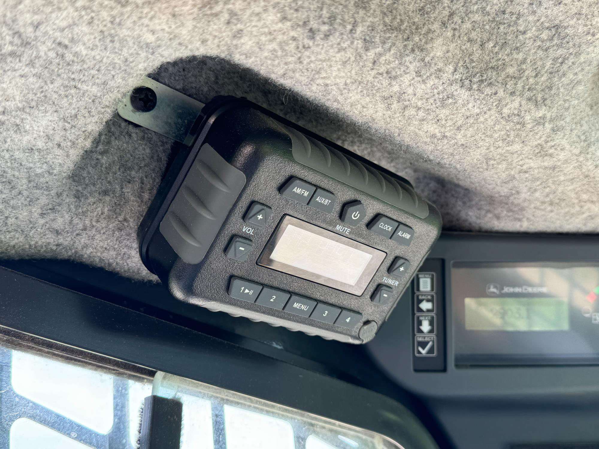 
								2019 John Deere 320G full									
