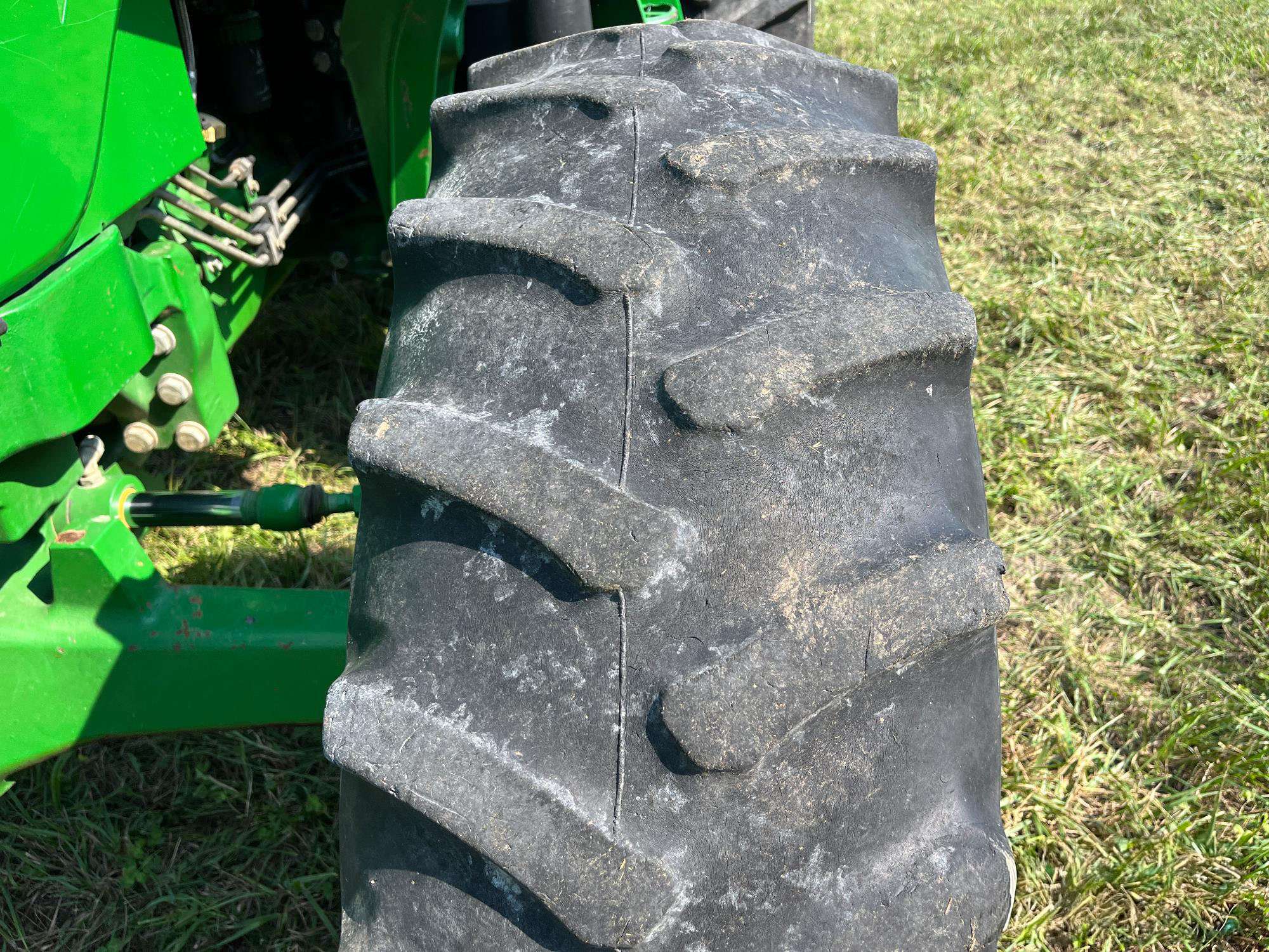 
								2014 John Deere 6130D MFWD Tractor W/Loader full									