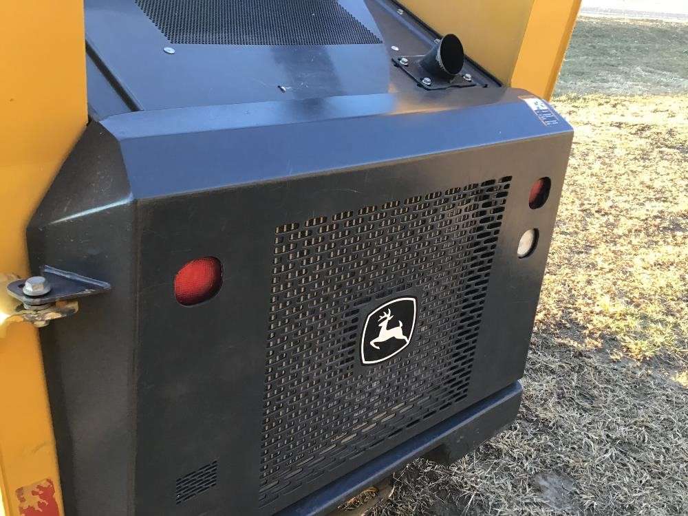 
								2019 John Deere 318G full									