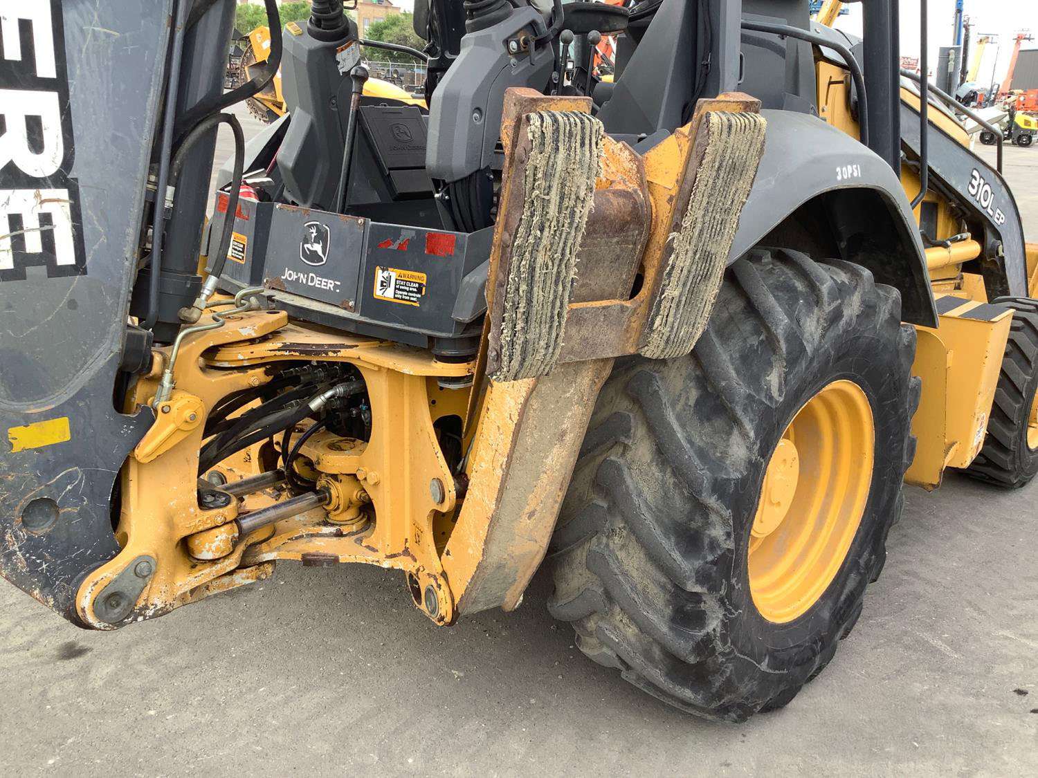 
								2015 John Deere 310L EP 4×4 full									