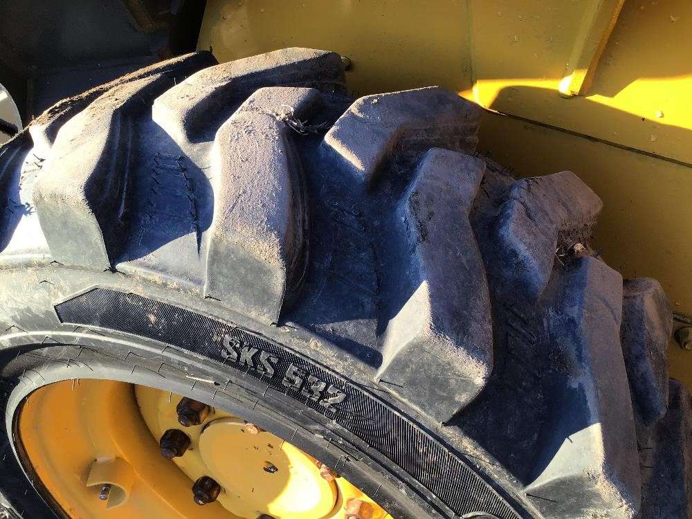 
								2019 John Deere 318G full									