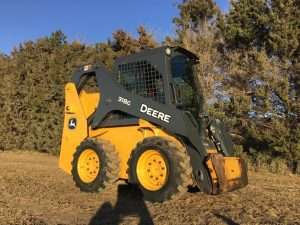 2019 John Deere 318G