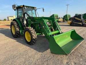 2021 John Deere 5090M MFWD Tractor W/Loader