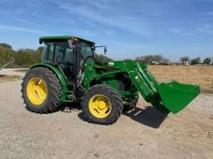 2015 John Deere 5075M MFWD Tractor W/Loader
