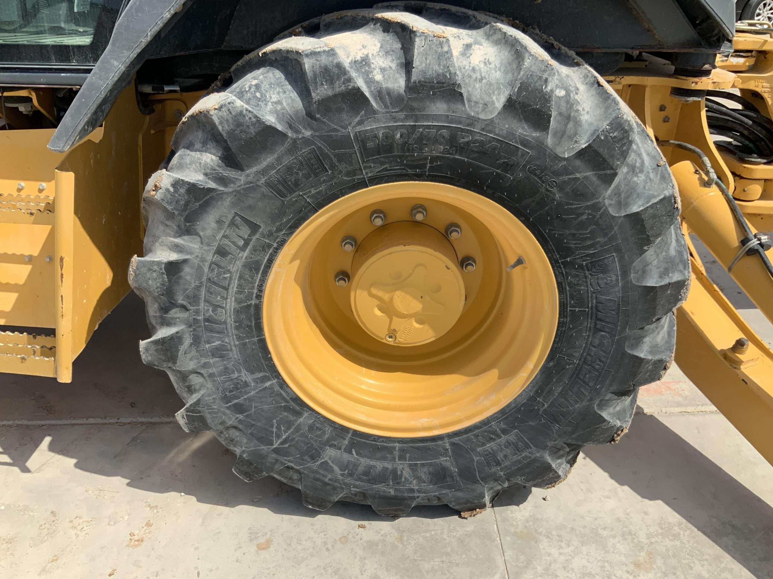 
								John Deere 410K 4WD full									