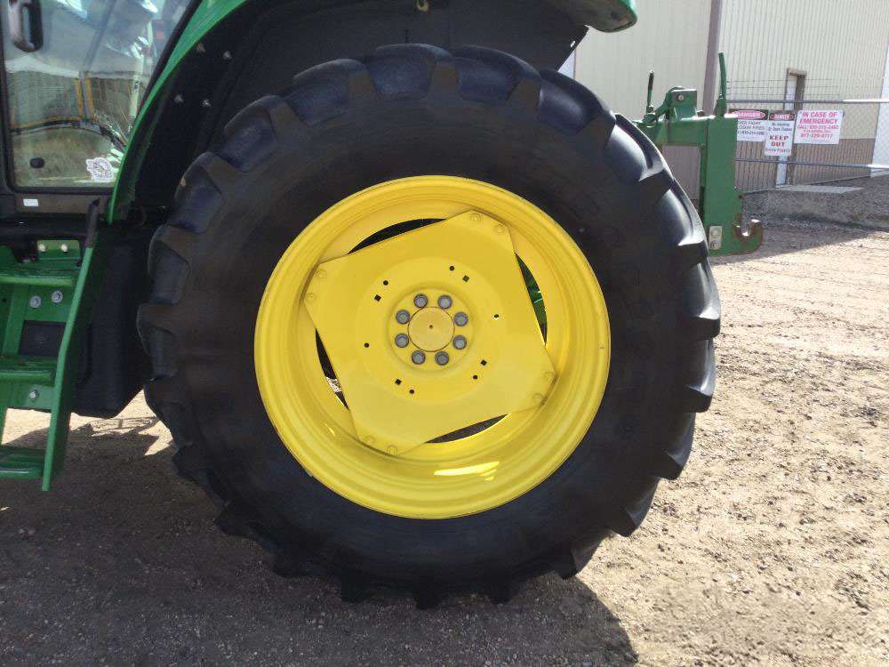 
								2018 John Deere 6130M MFWD Tractor W/Loader full									