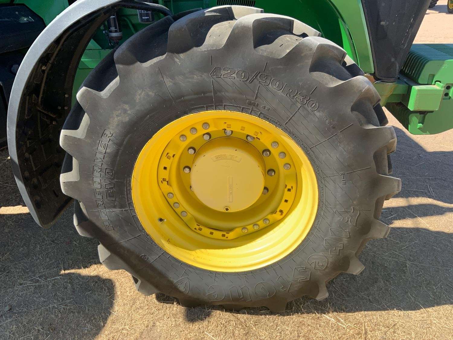 
								2011 John Deere 7830 MFWD Tractor full									