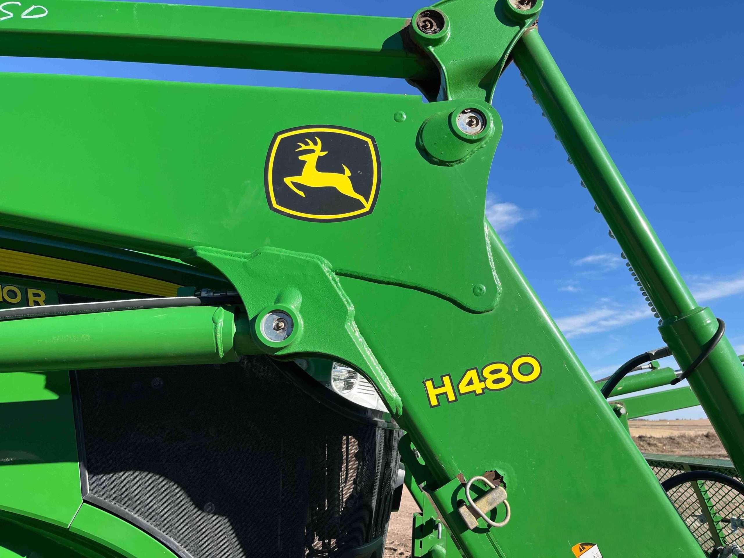 
								2015 John Deere 7210R MFWD Tractor W/Grapple Loader full									