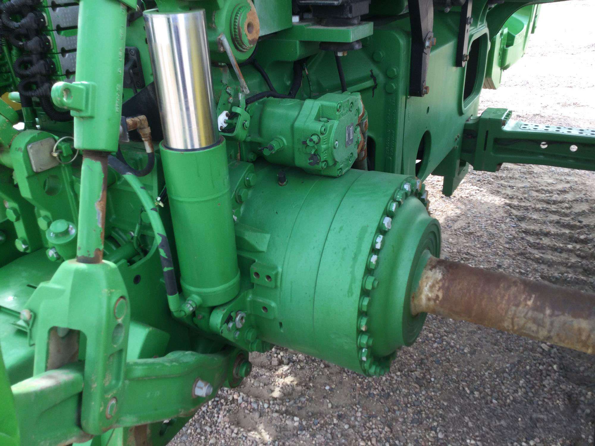 
								2013 John Deere 8360RT Track Tractor full									