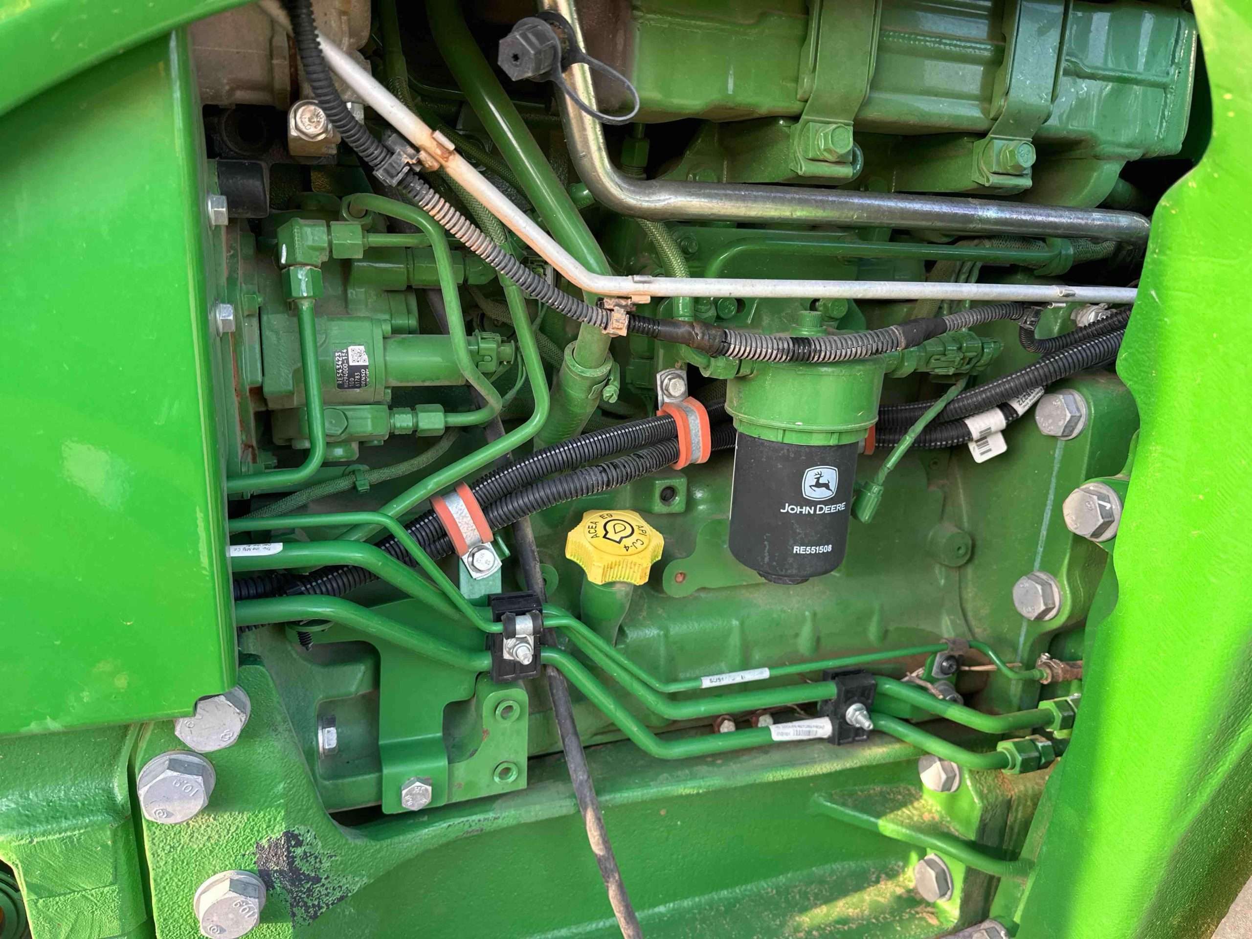 
								2021 John Deere 5090M MFWD Tractor W/Loader full									