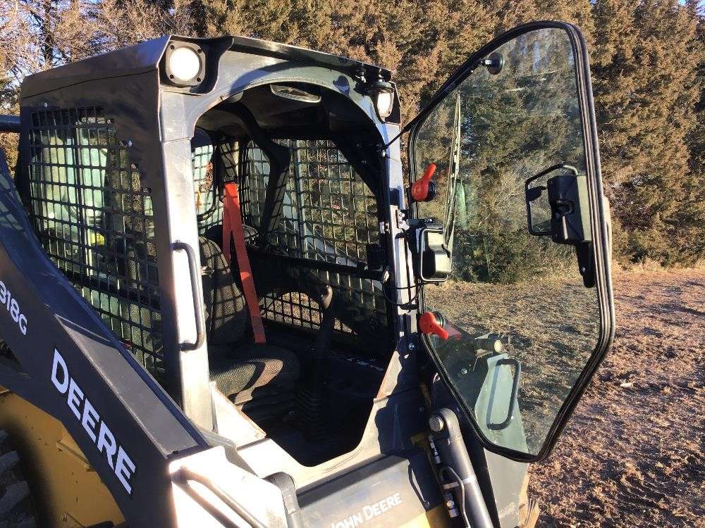 
								2019 John Deere 318G full									