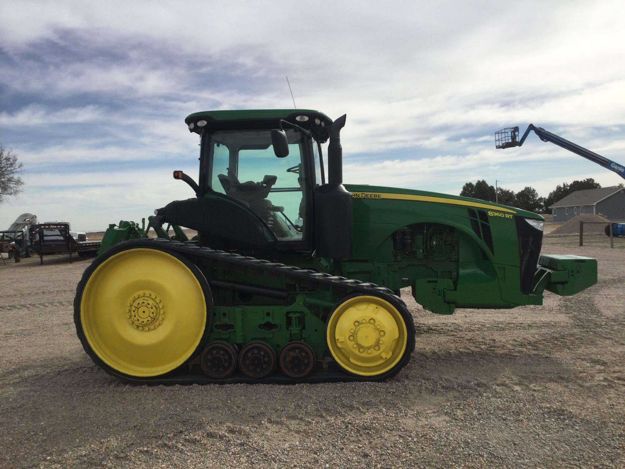 
								2013 John Deere 8360RT Track Tractor full									