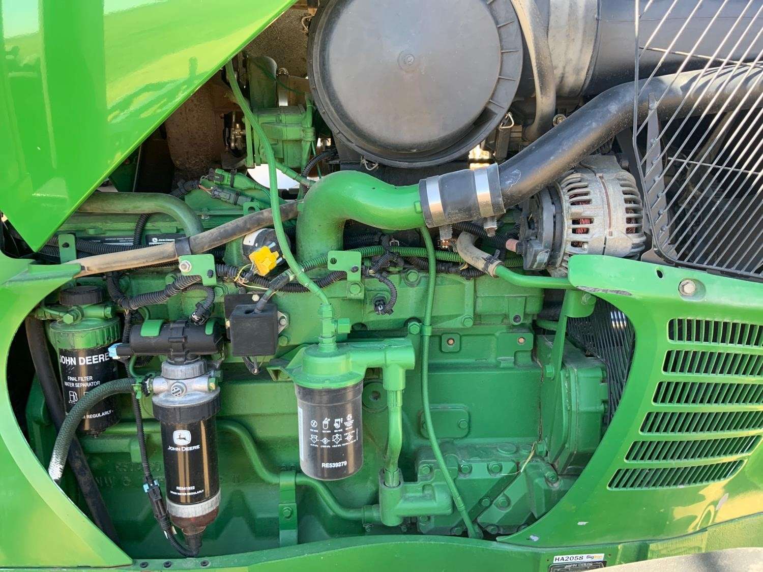 
								2011 John Deere 7830 MFWD Tractor full									