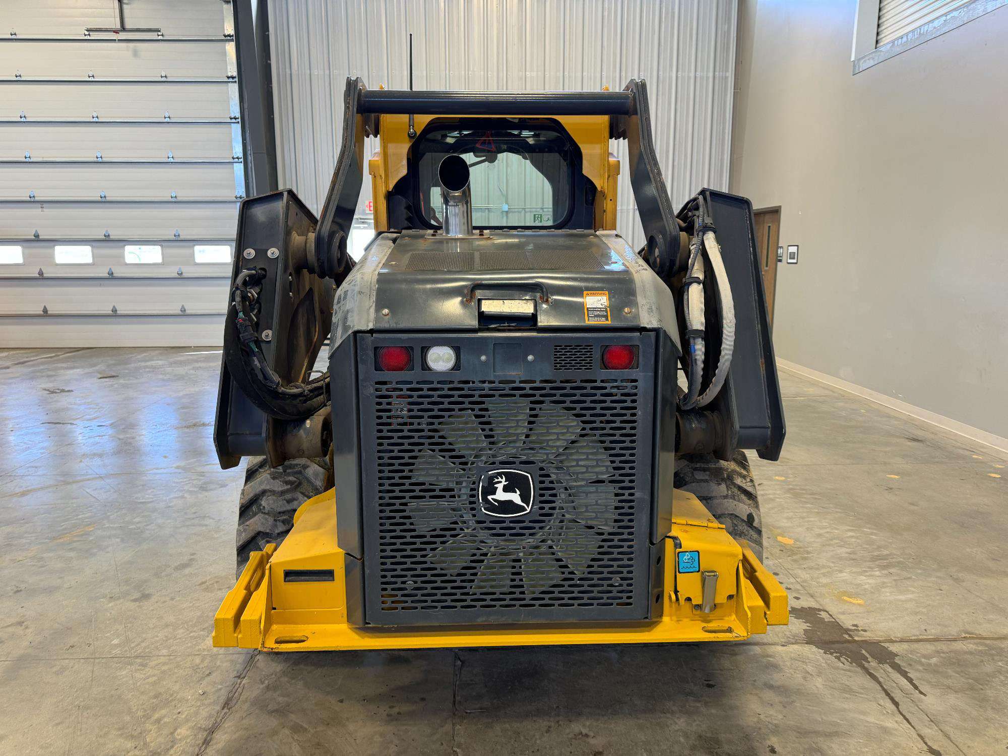 
								2021 John Deere 332G full									