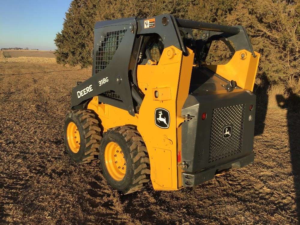 
								2019 John Deere 318G full									