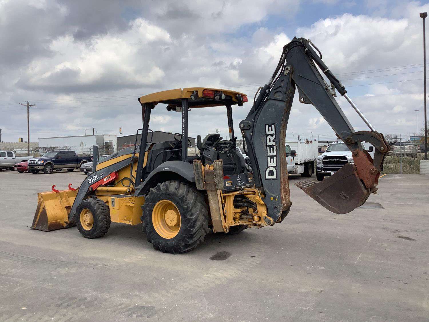 
								2015 John Deere 310L EP 4×4 full									