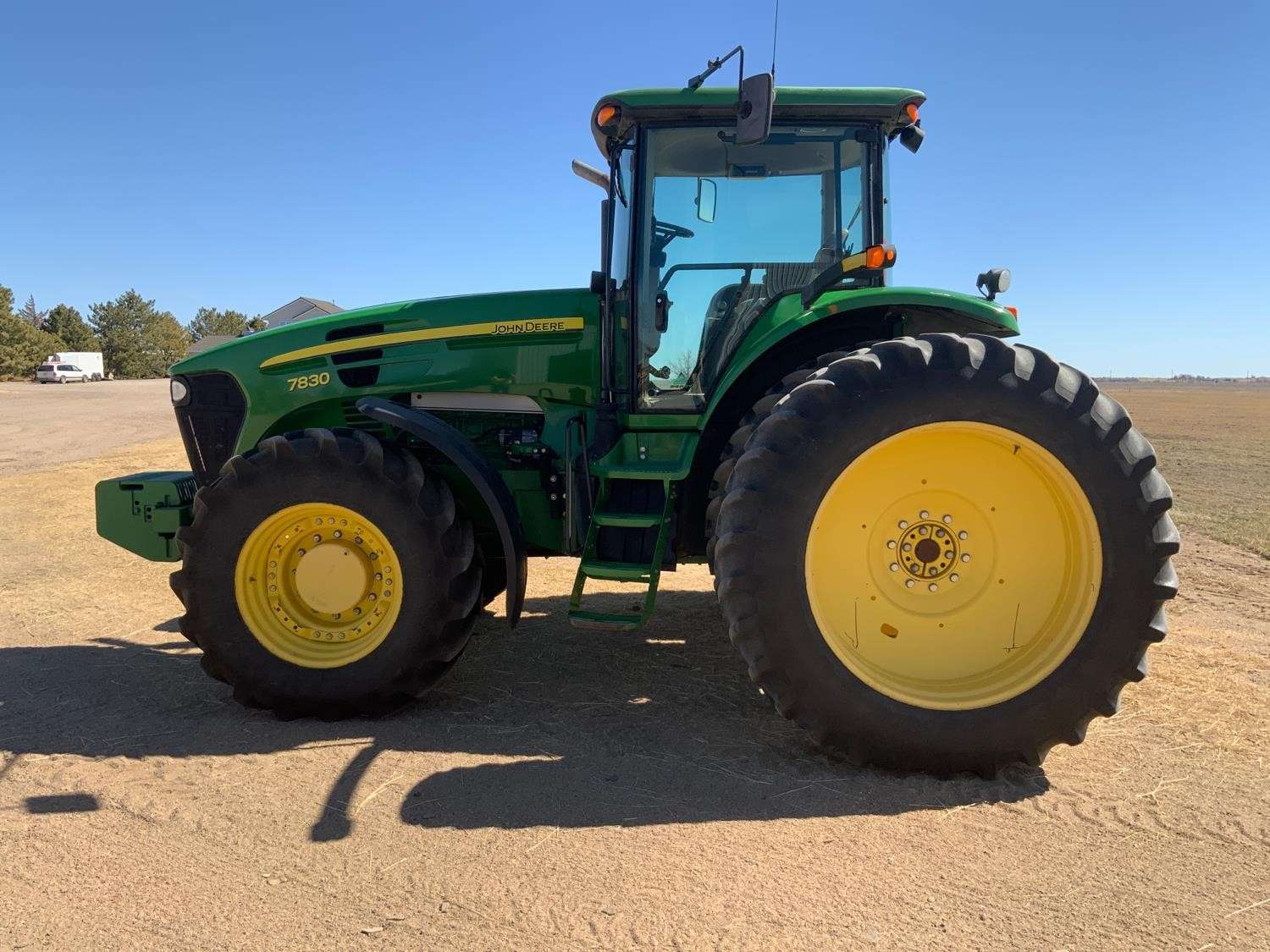 
								2011 John Deere 7830 MFWD Tractor full									