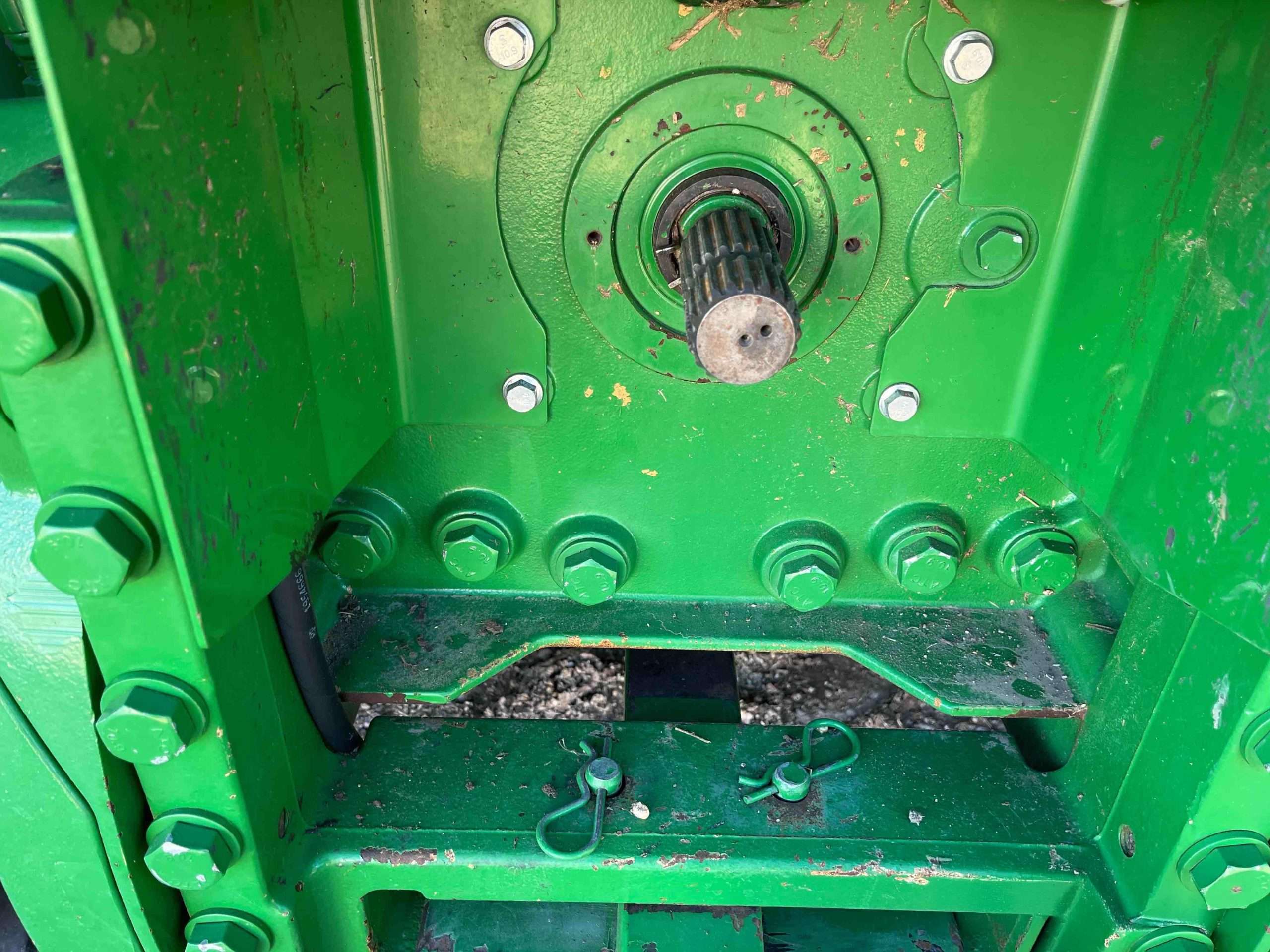 
								2015 John Deere 7210R MFWD Tractor W/Grapple Loader full									