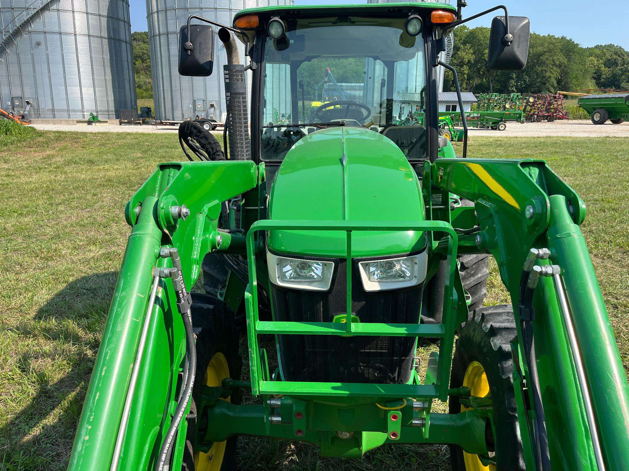 
								2014 John Deere 6130D MFWD Tractor W/Loader full									